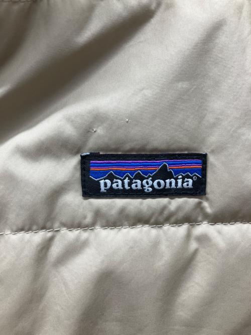 Patagonia（パタゴニア）Patagonia (パタゴニア) リバーシブルジャケット ベージュ サイズ:-の古着・服飾アイテム