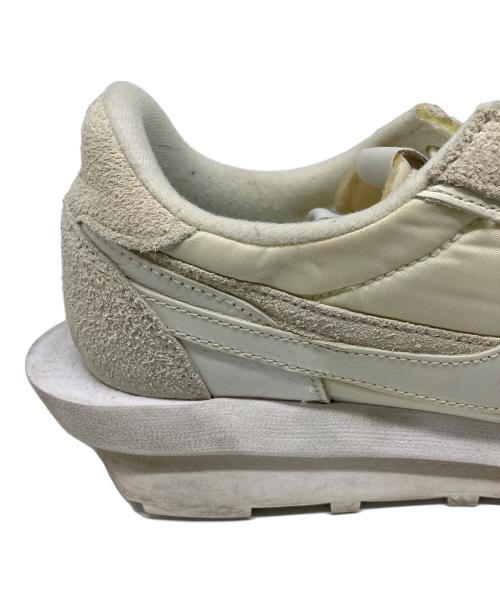 NIKE（ナイキ）NIKE (ナイキ) sacai (サカイ) スニーカー ベージュ サイズ:29.5ｃｍの古着・服飾アイテム