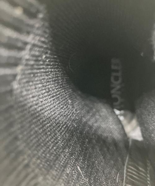 MONCLER（モンクレール）MONCLER (モンクレール) SPLORA  POCKET ブラック サイズ:37の古着・服飾アイテム