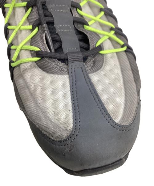 NIKE（ナイキ）NIKE (ナイキ) スニーカー グリーン×グレー サイズ:26.5cmの古着・服飾アイテム