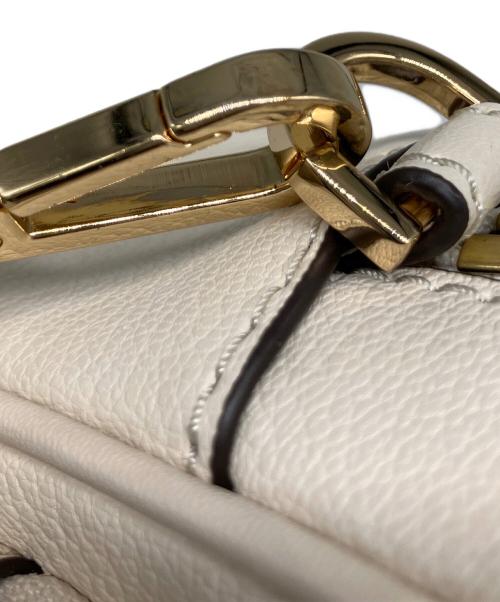 MICHAEL KORS（マイケル・コース）MICHAEL KORS (マイケル・コース) ショルダーバッグ ベージュの古着・服飾アイテム