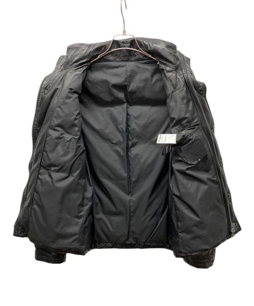 ISAMU KATAYAMA BACKLASH（イサムカタヤマ・バックラッシュ）ISAMU KATAYAMA BACKLASH (イサムカタヤマ・バックラッシュ) レザーダウンジャケット ブラック サイズ:Mの古着・服飾アイテム