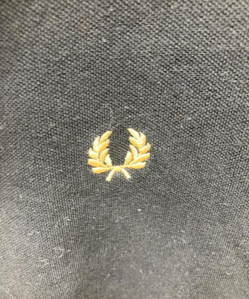 FRED PERRY（フレッドペリー）FRED PERRY (フレッドペリー) 半袖ポロシャツ ブラック サイズ:40の古着・服飾アイテム