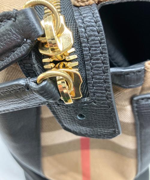 BURBERRY（バーバリー）BURBERRY (バーバリー) ショルダートートバッグ ブラック×ベージュの古着・服飾アイテム