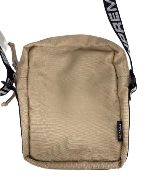 SUPREME（シュプリーム）SUPREME (シュプリーム) ショルダーバッグ ベージュの古着・服飾アイテム