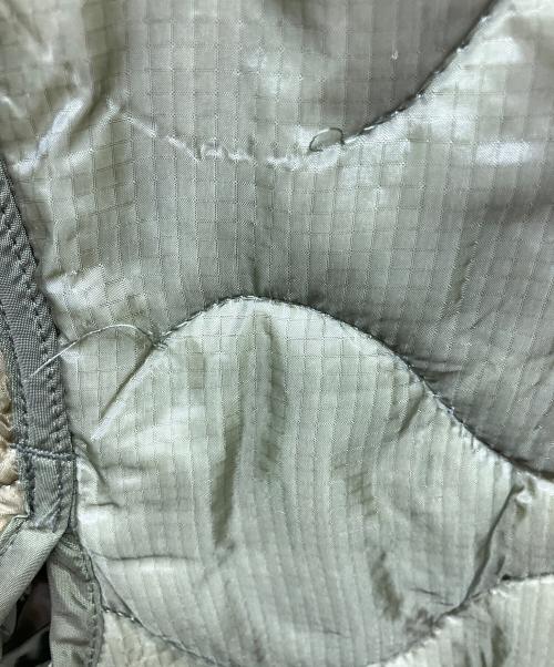 US ARMY（ユーエスアーミー）US ARMY (ユーエスアーミー) キルティングライナー グリーン サイズ:Mediumの古着・服飾アイテム