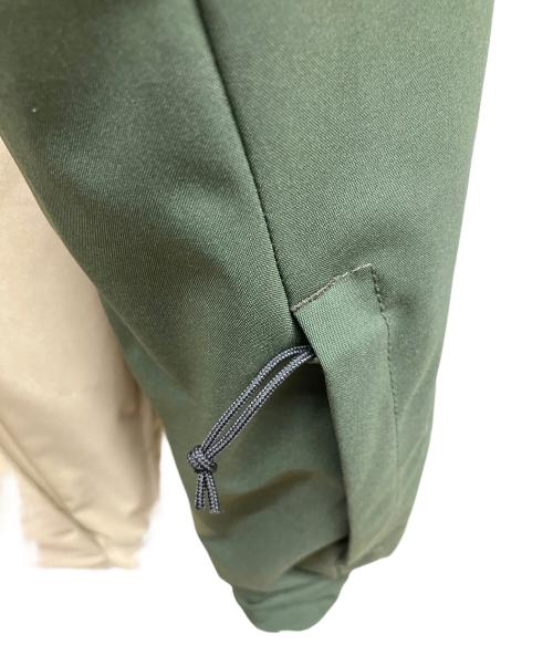 OAKLEY（オークリー）OAKLEY (オークリー) スキーウェア(ジャケット) グリーン×ベージュ サイズ:Mの古着・服飾アイテム