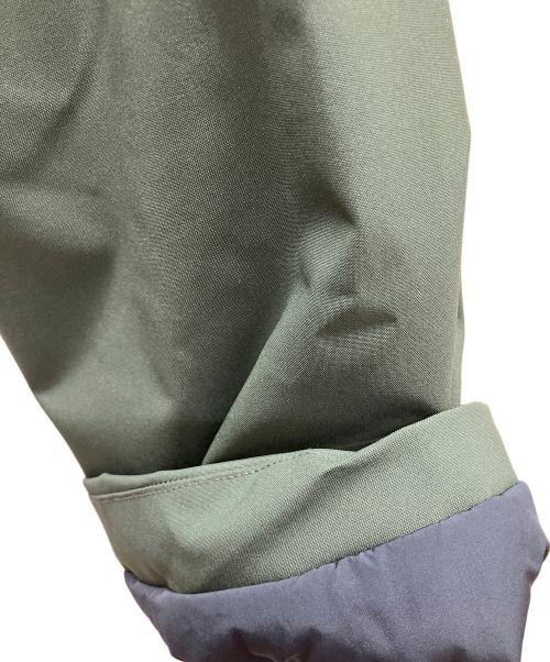 OAKLEY（オークリー）OAKLEY (オークリー) スキーウェア(ジャケット) グリーン×ベージュ サイズ:Mの古着・服飾アイテム