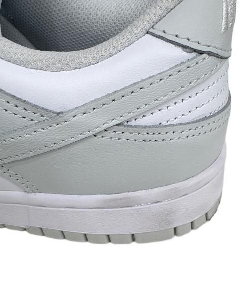 NIKE（ナイキ）NIKE (ナイキ) スニーカー グレー×ホワイト サイズ:28cmの古着・服飾アイテム