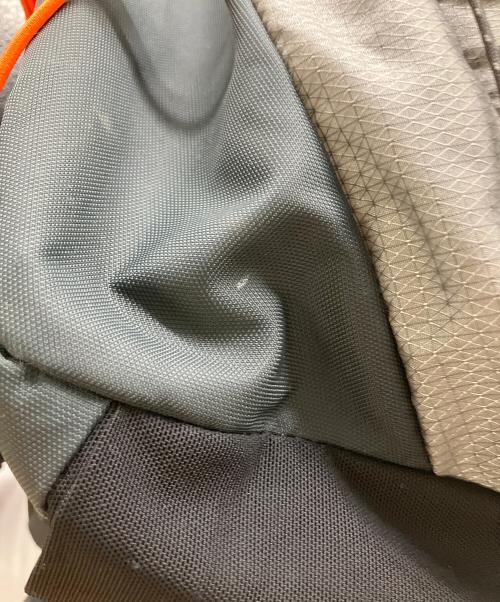 MAMMUT（マムート）MAMMUT (マムート) リュック グレー×ブラックの古着・服飾アイテム