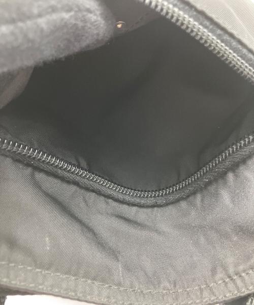 PRADA（プラダ）PRADA (プラダ) ショルダーバッグ ブラックの古着・服飾アイテム