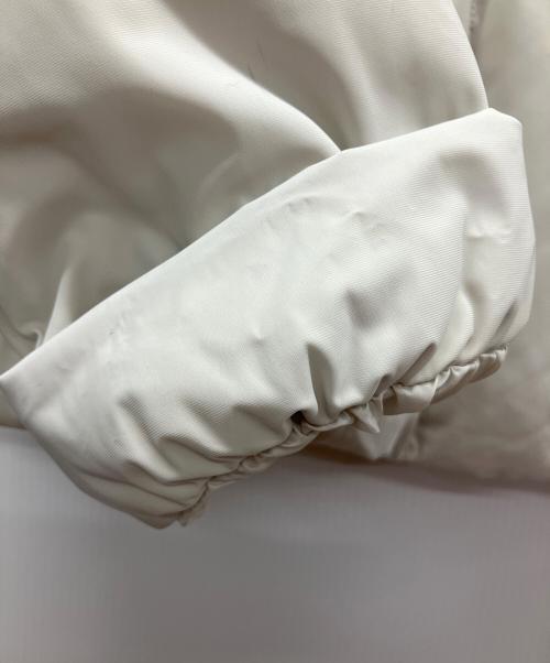 UNTITLED（アンタイトル）UNTITLED (アンタイトル) ダウンジャケット ホワイト サイズ:Mの古着・服飾アイテム