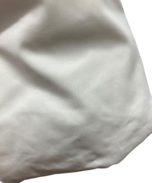 UNTITLED（アンタイトル）UNTITLED (アンタイトル) ダウンジャケット ホワイト サイズ:Mの古着・服飾アイテム