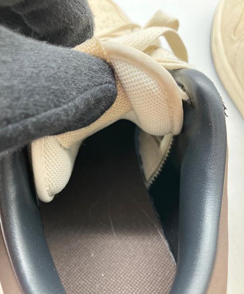 NIKE（ナイキ）NIKE (ナイキ) スニーカー ベージュ サイズ:24cmの古着・服飾アイテム