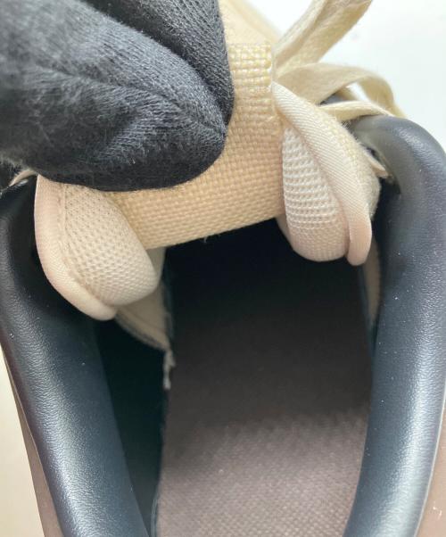 NIKE（ナイキ）NIKE (ナイキ) スニーカー ベージュ サイズ:24cmの古着・服飾アイテム