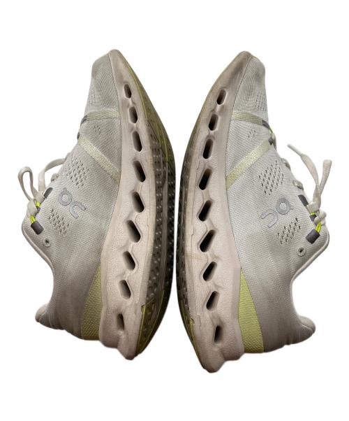 on（オン）on (オン) ローカットスニーカー ホワイト サイズ:24.5cmの古着・服飾アイテム