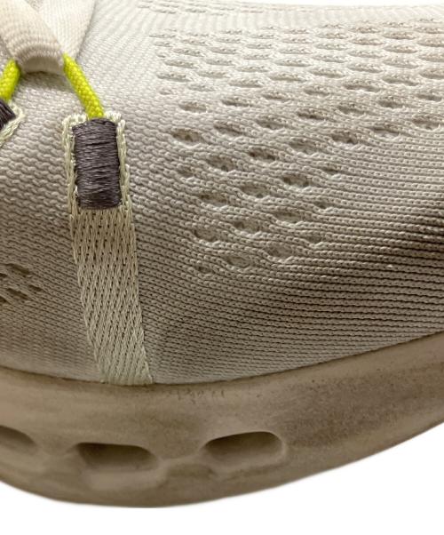 on（オン）on (オン) ローカットスニーカー ホワイト サイズ:24.5cmの古着・服飾アイテム