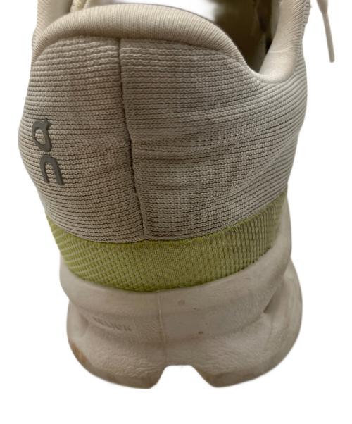 on（オン）on (オン) ローカットスニーカー ホワイト サイズ:24.5cmの古着・服飾アイテム