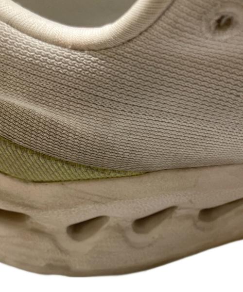 on（オン）on (オン) ローカットスニーカー ホワイト サイズ:24.5cmの古着・服飾アイテム