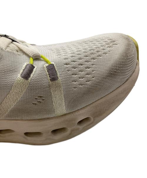 on（オン）on (オン) ローカットスニーカー ホワイト サイズ:24.5cmの古着・服飾アイテム