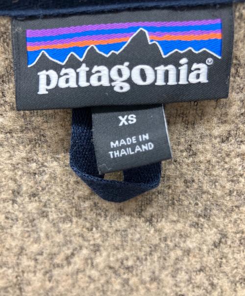 Patagonia（パタゴニア）Patagonia (パタゴニア) フリースジャケット ベージュ×ネイビー サイズ:XSの古着・服飾アイテム