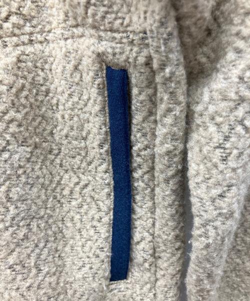 Patagonia（パタゴニア）Patagonia (パタゴニア) フリースジャケット ベージュ×ネイビー サイズ:XSの古着・服飾アイテム