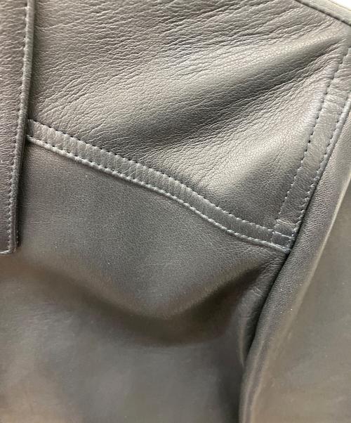 EMMETI（エンメティ）EMMETI (エンメティ) レザージャケット ブラック サイズ:44の古着・服飾アイテム