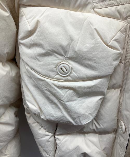 FRIZM WORKS（フリズムワークス）FRIZM WORKS (フリズムワークス) ダウンジャケット ベージュ サイズ:Mの古着・服飾アイテム