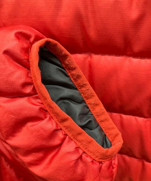 Patagonia（パタゴニア）Patagonia (パタゴニア) ダウンジャケット レッド サイズ:XLの古着・服飾アイテム