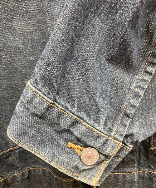LEVI'S（リーバイス）LEVI'S (リーバイス) デニムジャケット インディゴ サイズ:MEDIUM　　　　の古着・服飾アイテム