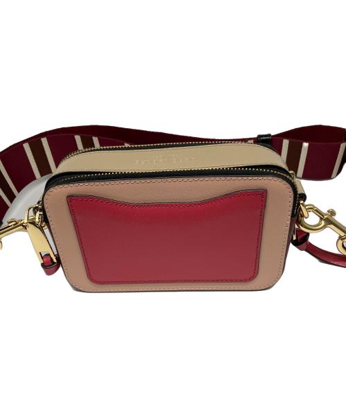 MARC JACOBS（マークジェイコブズ）MARC JACOBS (マークジェイコブズ) ショルダーバッグ ピンク×ベージュ×ボルドーの古着・服飾アイテム