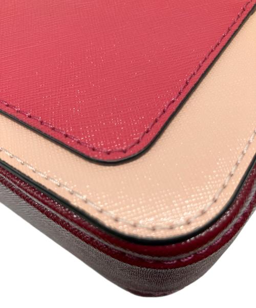 MARC JACOBS（マークジェイコブズ）MARC JACOBS (マークジェイコブズ) ショルダーバッグ ピンク×ベージュ×ボルドーの古着・服飾アイテム