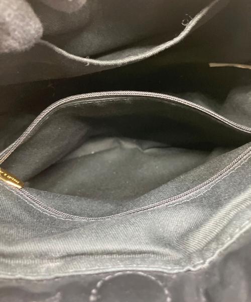 CHARLES & KEITH（チャールズアンドキース）CHARLES & KEITH (チャールズアンドキース) チェーンショルダーバッグ ブラック×ゴールドの古着・服飾アイテム