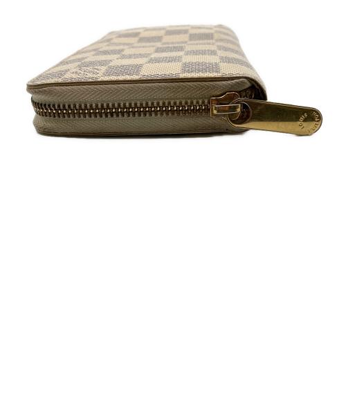 LOUIS VUITTON（ルイ ヴィトン）LOUIS VUITTON (ルイ ヴィトン) ラウンドファスナー財布 ホワイトの古着・服飾アイテム