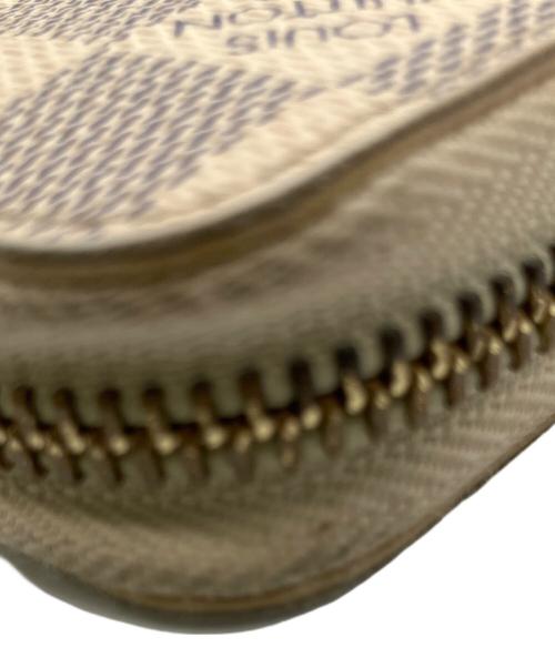 LOUIS VUITTON（ルイ ヴィトン）LOUIS VUITTON (ルイ ヴィトン) ラウンドファスナー財布 ホワイトの古着・服飾アイテム