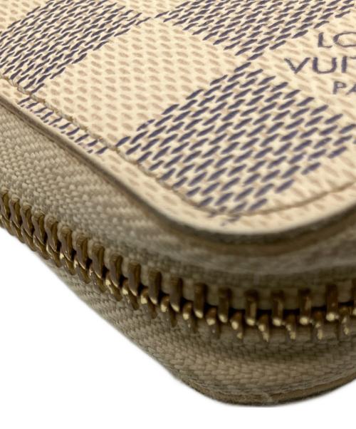 LOUIS VUITTON（ルイ ヴィトン）LOUIS VUITTON (ルイ ヴィトン) ラウンドファスナー財布 ホワイトの古着・服飾アイテム