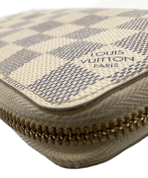 LOUIS VUITTON（ルイ ヴィトン）LOUIS VUITTON (ルイ ヴィトン) ラウンドファスナー財布 ホワイトの古着・服飾アイテム