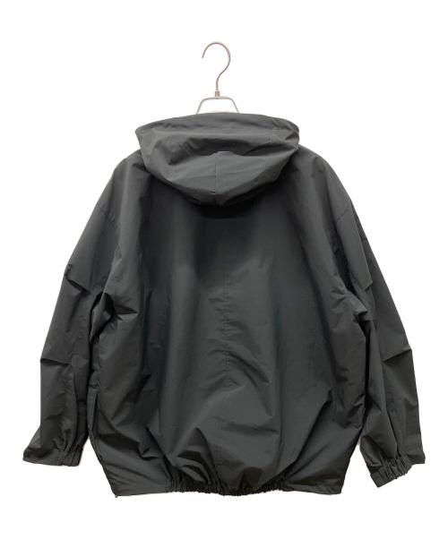 TIGHTBOOTH PRODUCTION（タイトブースプロダクション）TIGHTBOOTH PRODUCTION (タイトブースプロダクション) HOODED TACTICAL JACKET ブラック サイズ:XLの古着・服飾アイテム