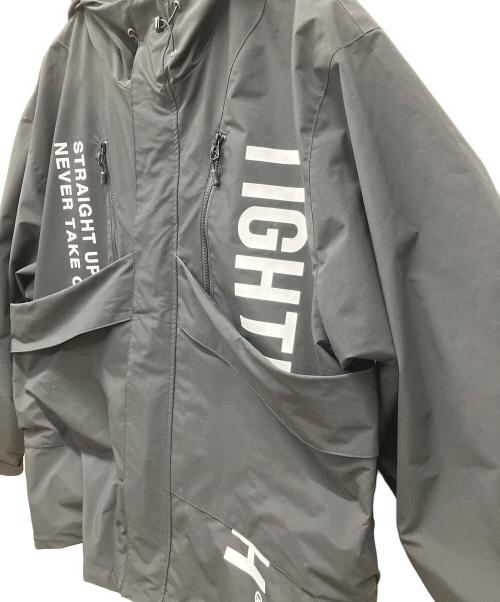 TIGHTBOOTH PRODUCTION（タイトブースプロダクション）TIGHTBOOTH PRODUCTION (タイトブースプロダクション) HOODED TACTICAL JACKET ブラック サイズ:XLの古着・服飾アイテム