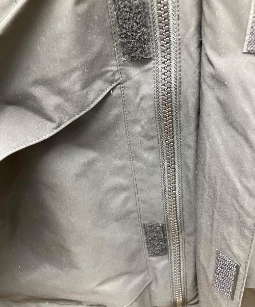 TIGHTBOOTH PRODUCTION（タイトブースプロダクション）TIGHTBOOTH PRODUCTION (タイトブースプロダクション) HOODED TACTICAL JACKET ブラック サイズ:XLの古着・服飾アイテム