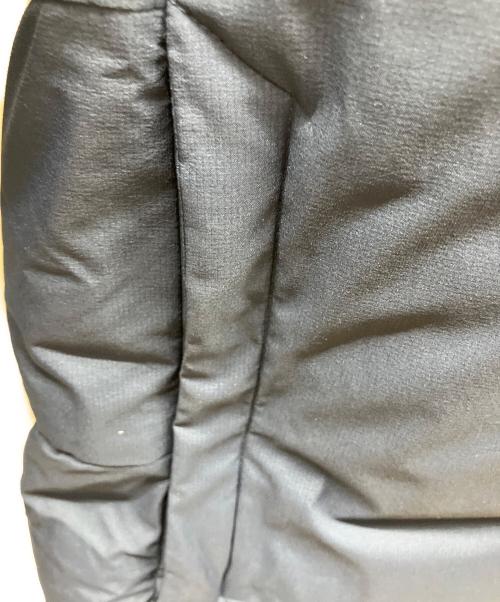 THE NORTH FACE（ザ ノース フェイス）THE NORTH FACE (ザ ノース フェイス) ダウンジャケット ネイビー×ブラック サイズ:M　　　　　　　　の古着・服飾アイテム