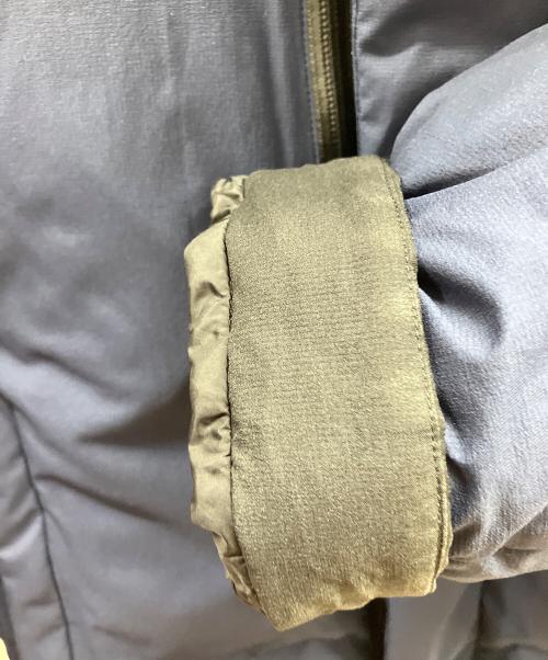 THE NORTH FACE（ザ ノース フェイス）THE NORTH FACE (ザ ノース フェイス) ダウンジャケット ネイビー×ブラック サイズ:M　　　　　　　　の古着・服飾アイテム