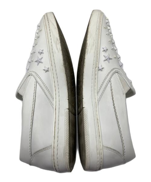 JIMMY CHOO（ジミーチュウ）JIMMY CHOO (ジミーチュウ) スタッズスリッポン ホワイト サイズ:41の古着・服飾アイテム