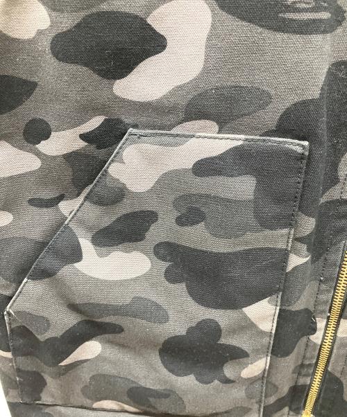 CarHartt（カーハート）CarHartt (カーハート) A BATHING APE (ア ベイシング エイプ) 迷彩ダックベスト ブラック サイズ:M　　　　　　　　の古着・服飾アイテム