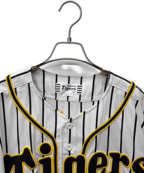 阪神タイガース（ハンシンタイガース）阪神タイガース (ハンシンタイガース) 応援グッズ ホワイト×ブラック×イエロー サイズ:Oの古着・服飾アイテム