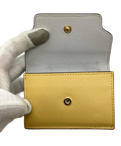 MARNI（マルニ）MARNI (マルニ) 3つ折り財布 グレー×イエローの古着・服飾アイテム