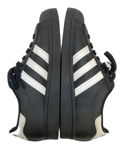 adidas（アディダス）adidas (アディダス) スニーカー ブラック サイズ:25.5の古着・服飾アイテム