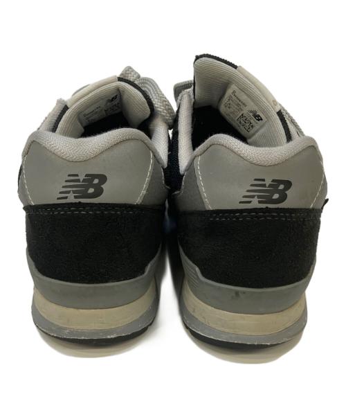 NEW BALANCE（ニューバランス）NEW BALANCE (ニューバランス) スウェードシューズ ブラック×グレー サイズ:26の古着・服飾アイテム