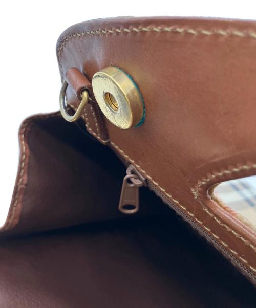 Burberry's（バーバリー）Burberry's (バーバリー) ショルダーバッグ ベージュの古着・服飾アイテム