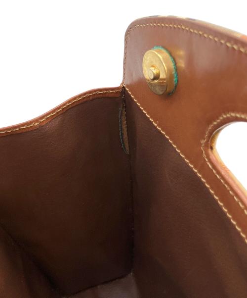 Burberry's（バーバリー）Burberry's (バーバリー) ショルダーバッグ ベージュの古着・服飾アイテム